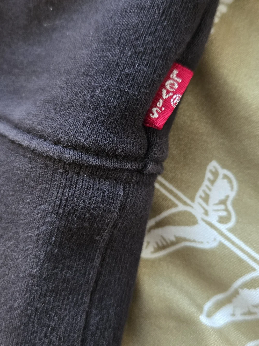 Levi's Men’s Red and Black Colorblock Hoodie XL Y2K 2022 GORPCORE xlnt.cond.